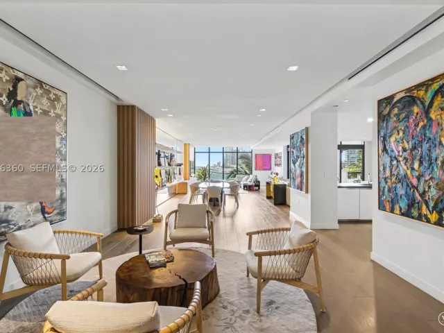 3-bedroom condo for sale in Miami Beach - 7042 Fisher Island Dr 7042 - MondialRealty