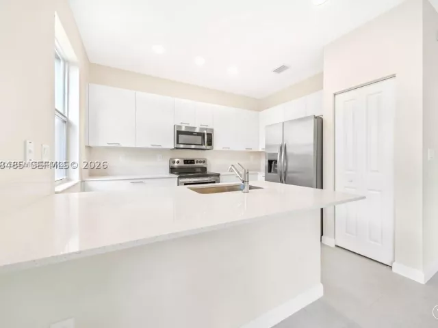 3-bedroom home for sale in Miami - 12918 NW 23rd Pl - MondialRealty