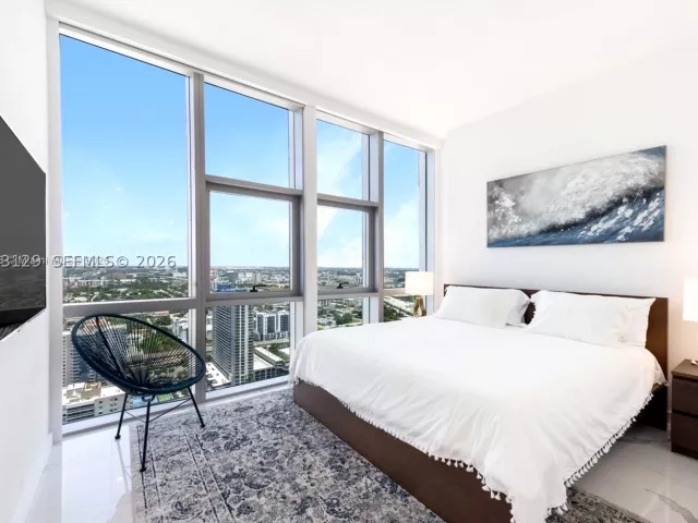 2-bedroom condo for sale in Miami - 851 NE 1st Ave 3308 - MondialRealty