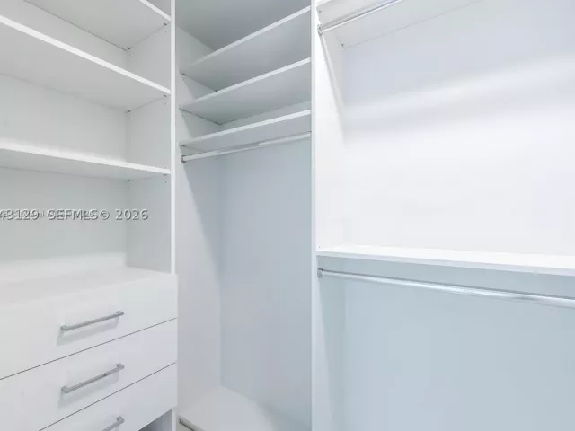 2-bedroom condo for sale in Miami - 851 NE 1st Ave 3308 - MondialRealty