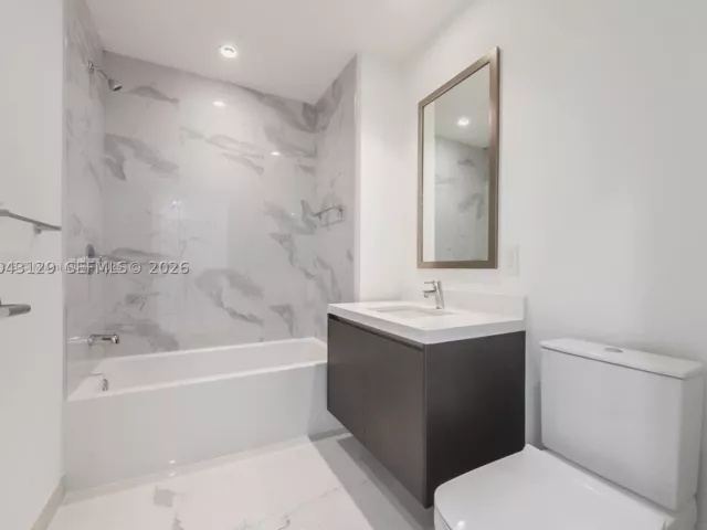 2-bedroom condo for sale in Miami - 851 NE 1st Ave 3308 - MondialRealty