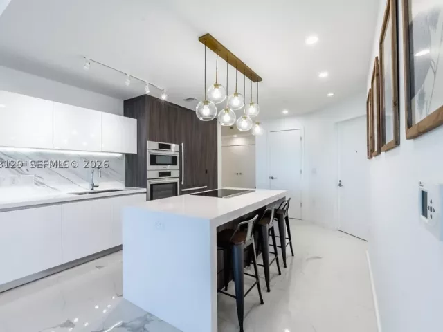 2-bedroom condo for sale in Miami - 851 NE 1st Ave 3308 - MondialRealty