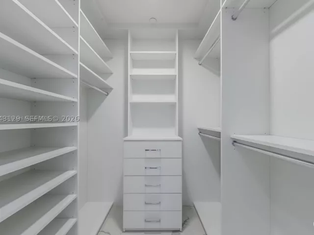 2-bedroom condo for sale in Miami - 851 NE 1st Ave 3308 - MondialRealty