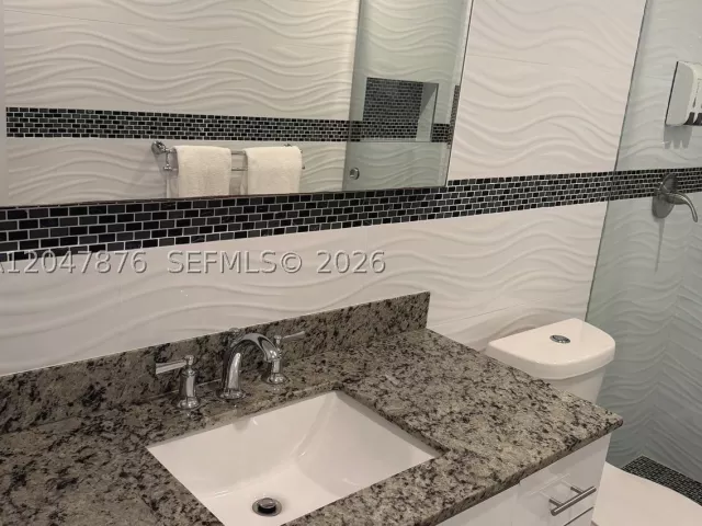 3-bedroom home for sale in Hollywood - 7525 Roosevelt St - MondialRealty