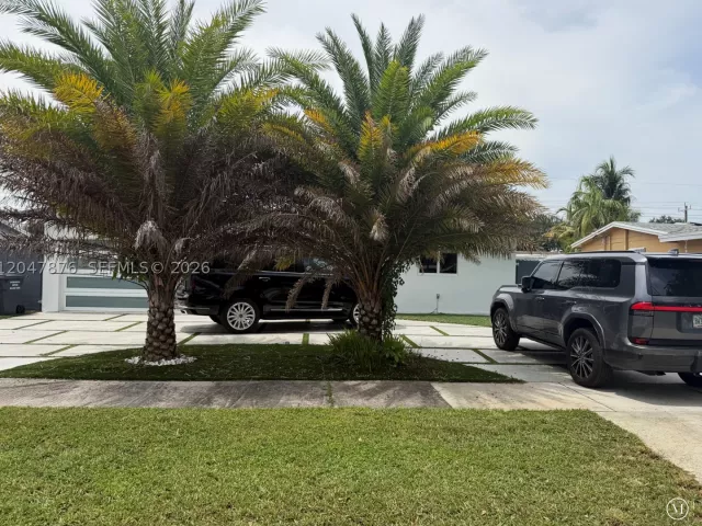 3-bedroom home for sale in Hollywood - 7525 Roosevelt St - MondialRealty