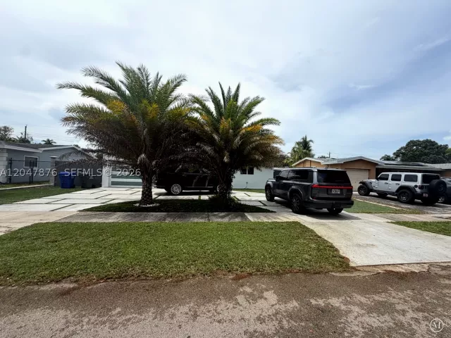 3-bedroom home for sale in Hollywood - 7525 Roosevelt St - MondialRealty