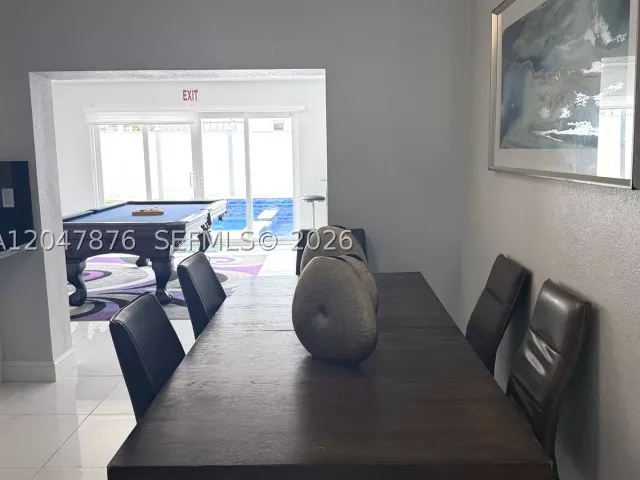 3-bedroom home for sale in Hollywood - 7525 Roosevelt St - MondialRealty