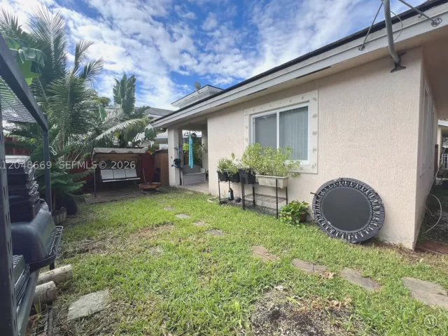 3-bedroom home for sale in Homestead - 249 SE 32nd Ave - MondialRealty