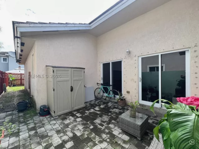 3-bedroom home for sale in Homestead - 249 SE 32nd Ave - MondialRealty
