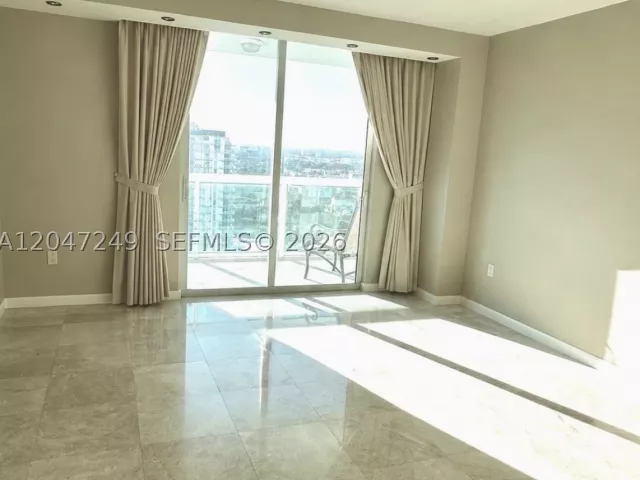 2-bedroom condo for rent in Miami - 1800 N Bayshore Dr 2315 - MondialRealty