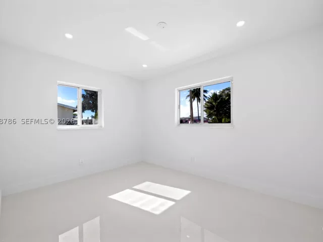 4-bedroom home for sale in Miami - 22503 SW 113th Pl - MondialRealty