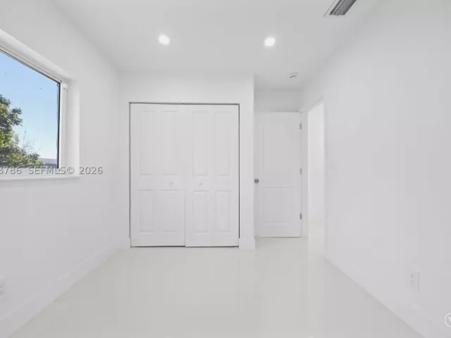 4-bedroom home for sale in Miami - 22503 SW 113th Pl - MondialRealty