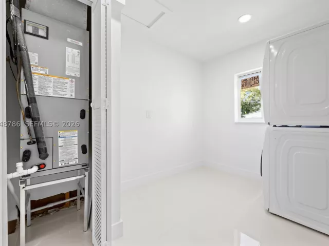 4-bedroom home for sale in Miami - 22503 SW 113th Pl - MondialRealty