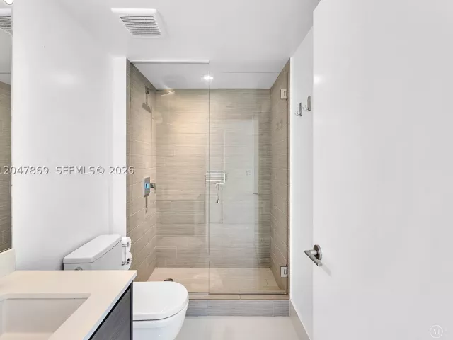 2-bedroom condo for rent in Sunny Isles Beach - 300 Sunny Isles Blvd 4-1503 - MondialRealty