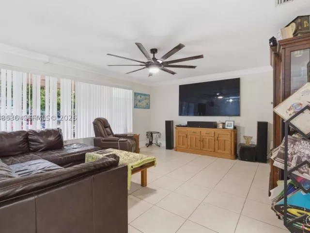 3-bedroom home for sale in Miami - 15490 SW 209th Ave - MondialRealty