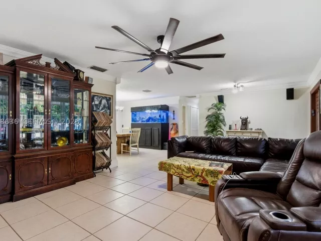 3-bedroom home for sale in Miami - 15490 SW 209th Ave - MondialRealty