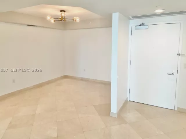2-bedroom condo for sale in Sunny Isles Beach - 16400 Collins Ave 542 - MondialRealty