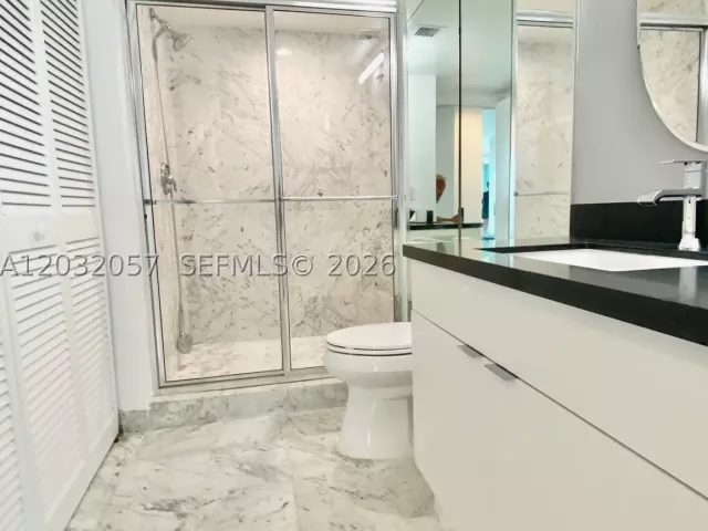 2-bedroom condo for sale in Sunny Isles Beach - 16400 Collins Ave 542 - MondialRealty