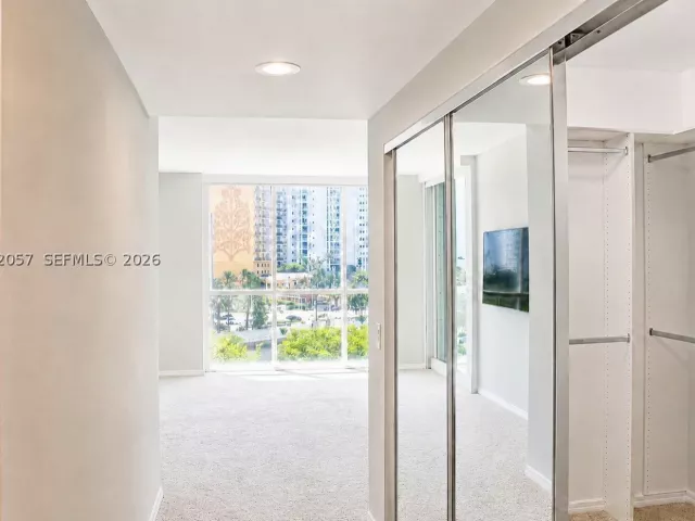 2-bedroom condo for sale in Sunny Isles Beach - 16400 Collins Ave 542 - MondialRealty
