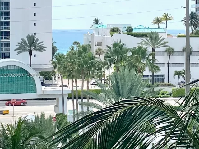 2-bedroom condo for sale in Sunny Isles Beach - 16400 Collins Ave 542 - MondialRealty
