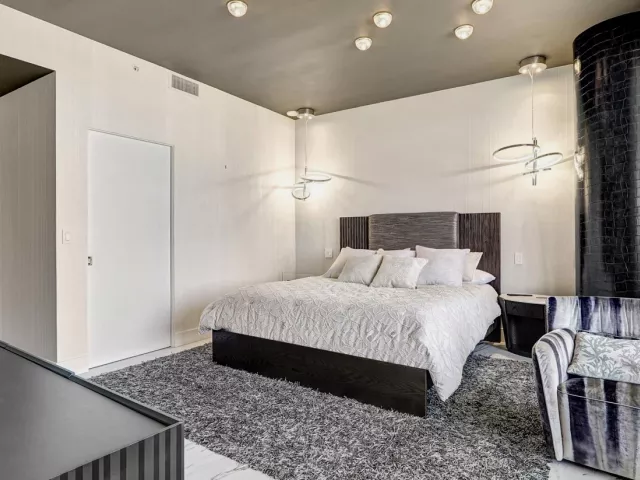 1-bedroom condo for rent in Fort Lauderdale - 2200 N Ocean Boulevard S905 - MondialRealty