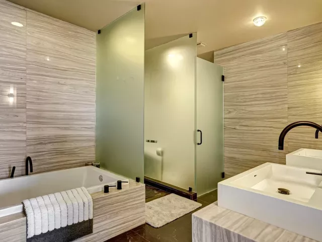 1-bedroom condo for rent in Fort Lauderdale - 2200 N Ocean Boulevard S905 - MondialRealty