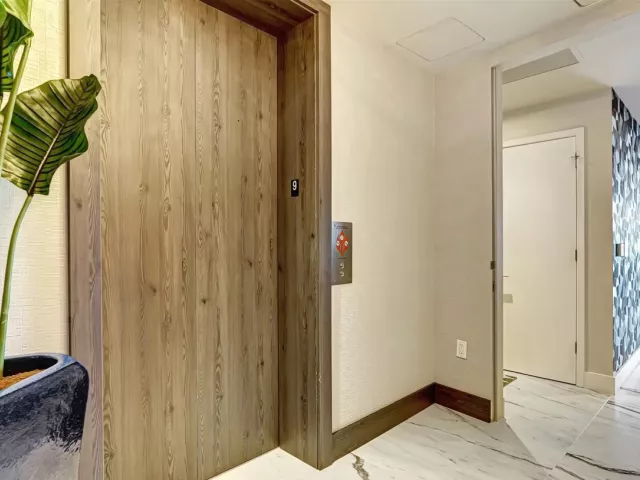 1-bedroom condo for rent in Fort Lauderdale - 2200 N Ocean Boulevard S905 - MondialRealty
