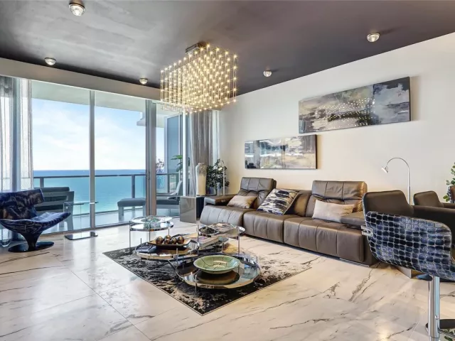 1-bedroom condo for rent in Fort Lauderdale - 2200 N Ocean Boulevard S905 - MondialRealty