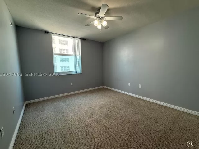 2-bedroom condo for sale in Surfside - 9201 Collins Ave 521 - MondialRealty