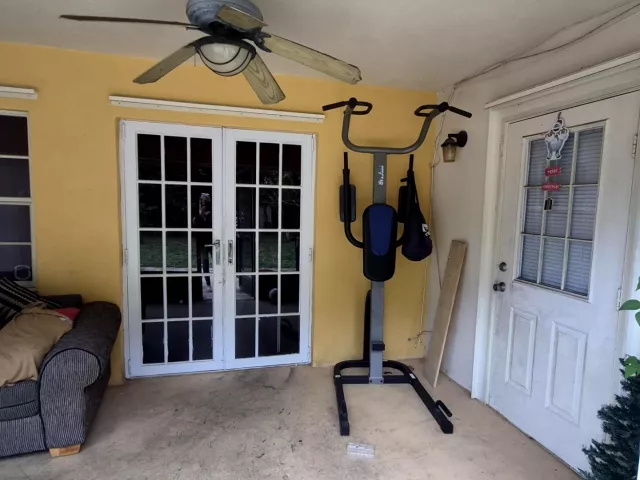 3-bedroom home for sale in Hollywood - 2538 Fillmore Street - MondialRealty