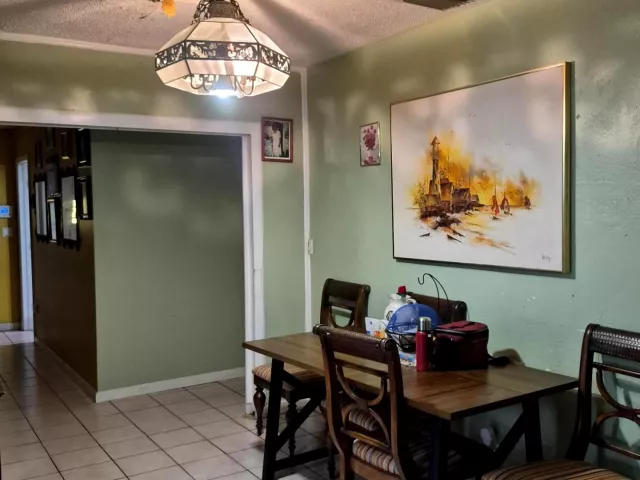 3-bedroom home for sale in Hollywood - 2538 Fillmore Street - MondialRealty