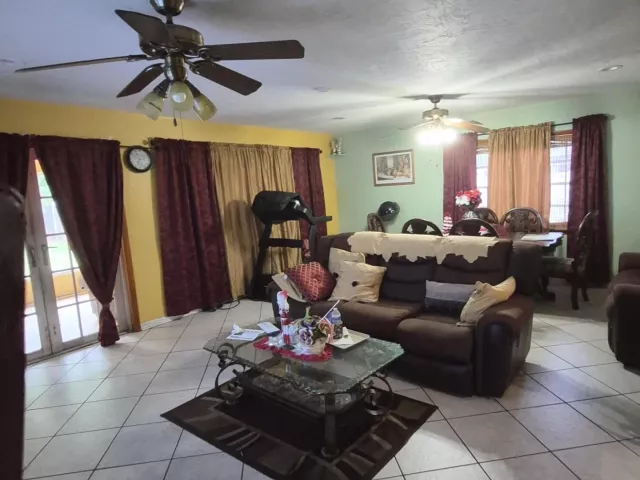3-bedroom home for sale in Hollywood - 2538 Fillmore Street - MondialRealty