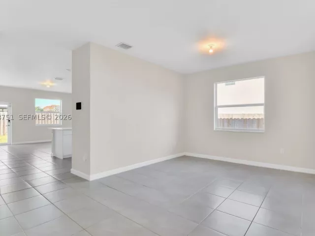 4-bedroom home for sale in Homestead - 16344 SW 290th St - MondialRealty