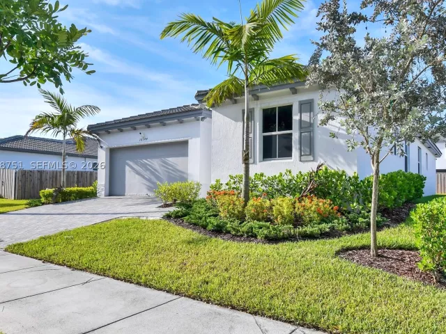 4-bedroom home for sale in Homestead - 16344 SW 290th St - MondialRealty
