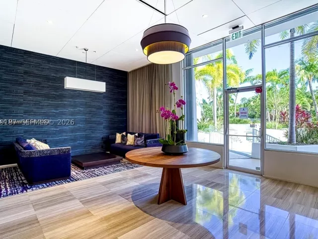 2-bedroom condo for sale in Sunny Isles Beach - 100 Bayview Dr 1906 - MondialRealty