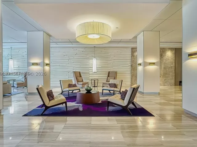 2-bedroom condo for sale in Sunny Isles Beach - 100 Bayview Dr 1906 - MondialRealty