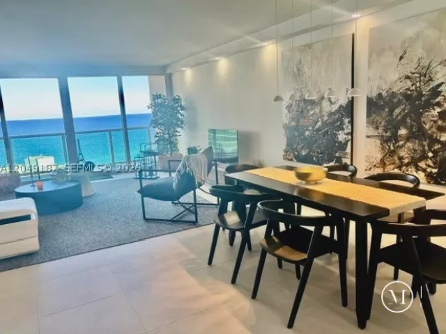 2-bedroom condo for sale in Sunny Isles Beach - 100 Bayview Dr 1906 - MondialRealty