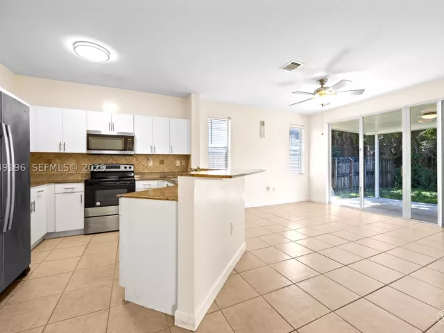 4-bedroom home for sale in Homestead - 10770 SW 245th St - MondialRealty