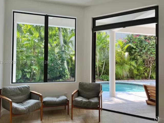 4-bedroom home for rent in Miami - 4101 Battersea Rd 1 - MondialRealty