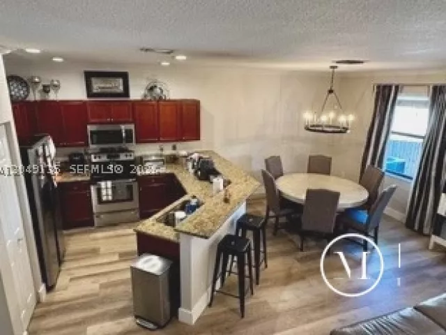 3-bedroom home for rent in Miami - 16320 SW 71st Ter - MondialRealty