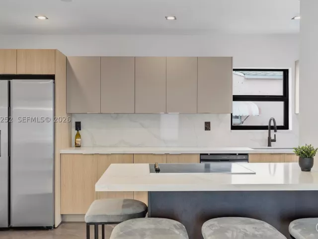 4-bedroom home for rent in Miami - 501 NW 46th St 0 - MondialRealty