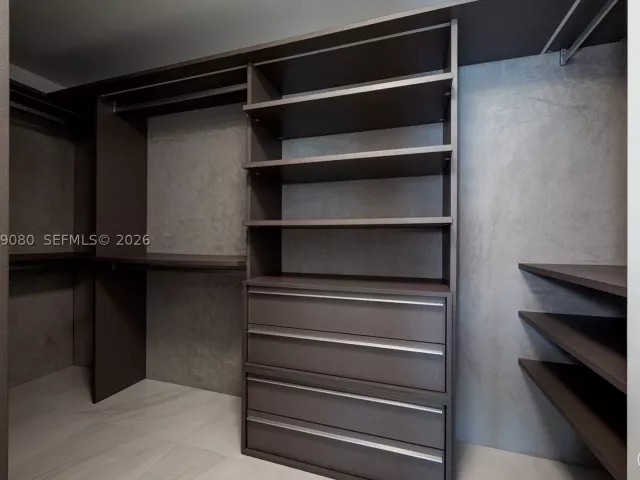 3-bedroom condo for sale in Miami - 3131 NE 7th Ave 1806 - MondialRealty