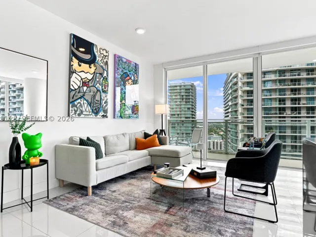 2-bedroom condo for rent in Miami - 1080 Brickell Ave 2609 - MondialRealty