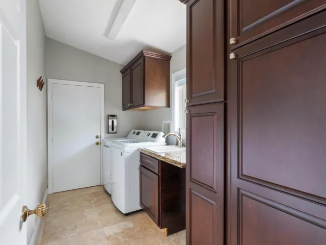 4-bedroom home for rent in Boca Raton - 1598 SW 5th Avenue - MondialRealty