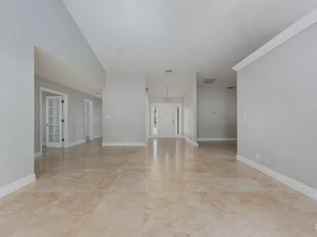 4-bedroom home for rent in Boca Raton - 1598 SW 5th Avenue - MondialRealty