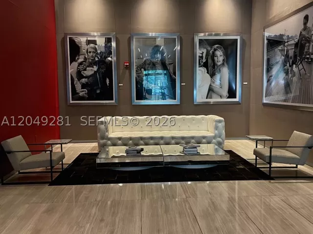 2-bedroom condo for rent in Miami - 1080 Brickell Ave 1709 - MondialRealty