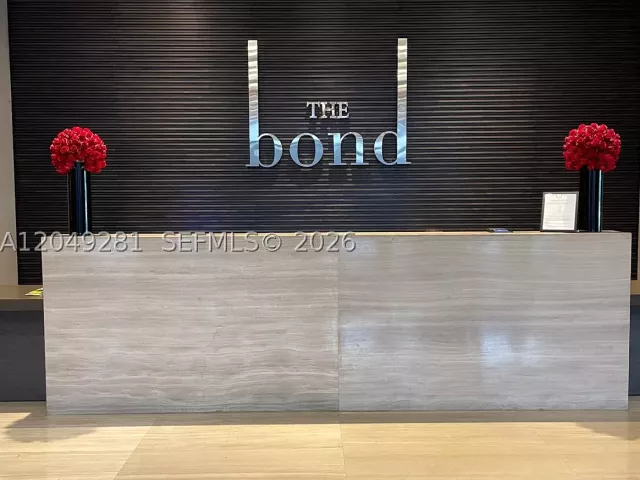2-bedroom condo for rent in Miami - 1080 Brickell Ave 1709 - MondialRealty
