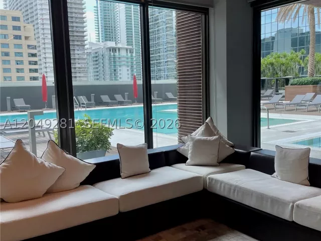 2-bedroom condo for rent in Miami - 1080 Brickell Ave 1709 - MondialRealty
