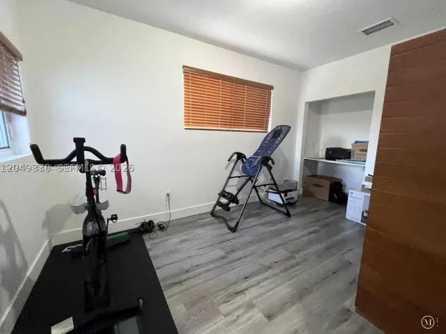 3-bedroom home for rent in Pompano Beach - 1121 NE 23rd Ter 1121 - MondialRealty