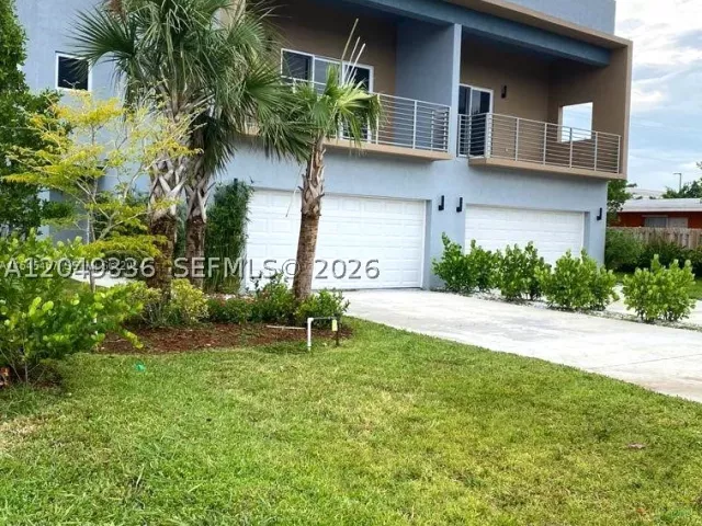 3-bedroom home for rent in Pompano Beach - 1121 NE 23rd Ter 1121 - MondialRealty
